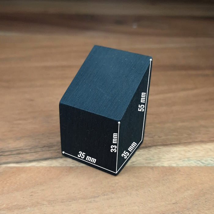 Quaderförmiger, abgewinkelter Sockel – 35 x 35 x 55 mm – Schwarz